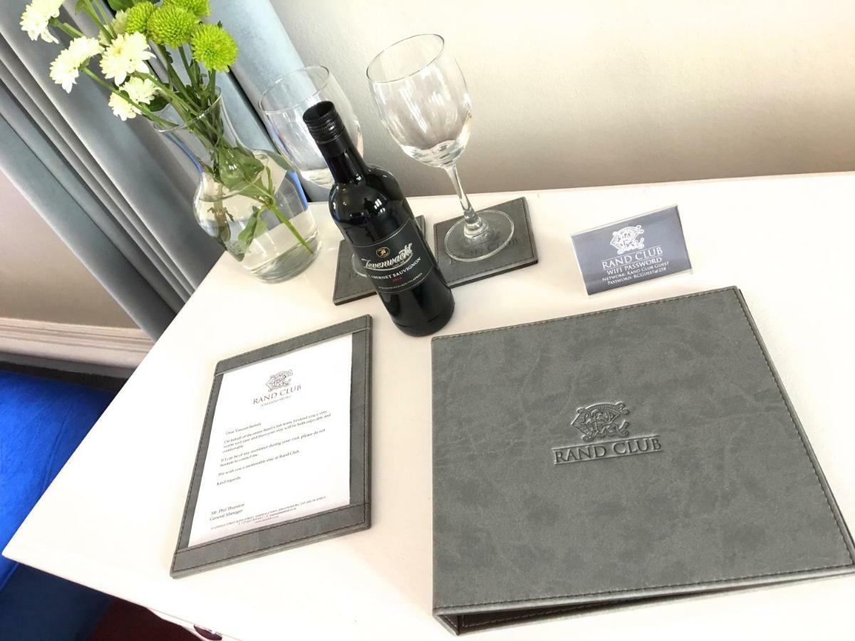 Rand Club Suites โจฮันเนสเบิร์ก ภายนอก รูปภาพ